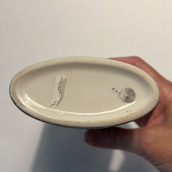 Garden Blue Floral Bathroom Set of Soap Caddy, Dispenser & Toothbrush Holder - Picture 6 of 16